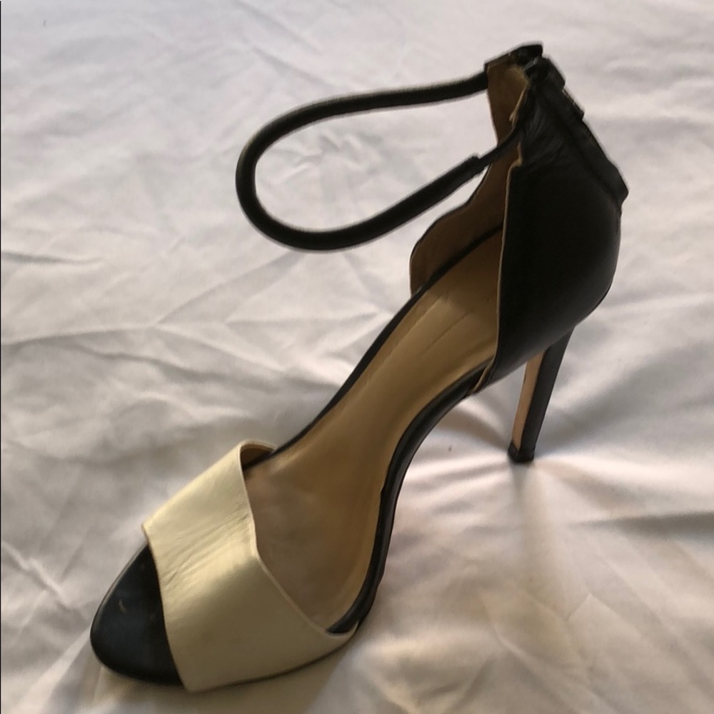 White/black stilettos by Zara